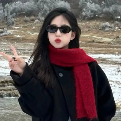 使用下方 20 个影片名，按顺序一一对应，不要改动片名文字，只根据片名和括号内类型提示来虚构全新的故事内容： 拜托了！姐姐 武动乾坤第一季 傻兵外传 冷酷游戏 太阳之血 真正胜负 醉拳苏乞儿 铁证悬案第五季 生锈桥王 读心探案 布里奇顿第一季 蓝色禁室 铁托元帅的精神 正正的世界 初步举证 夺命异教徒 海洋之死 消失的家园 关灯后 沙漠风暴 下